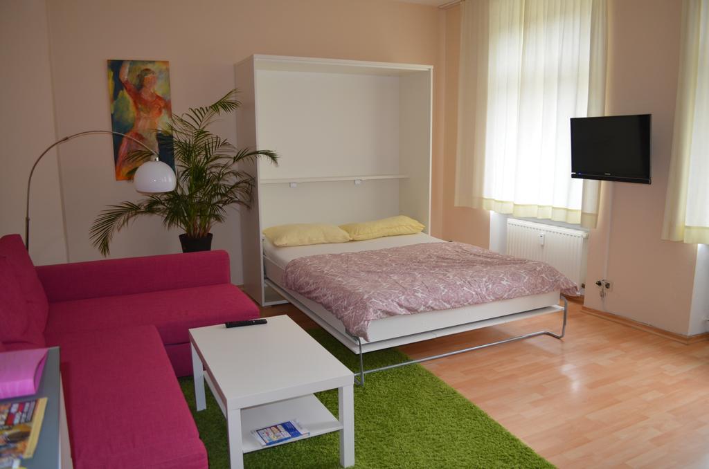 Ferienwohnung Barfly 트라벤트라바흐 외부 사진